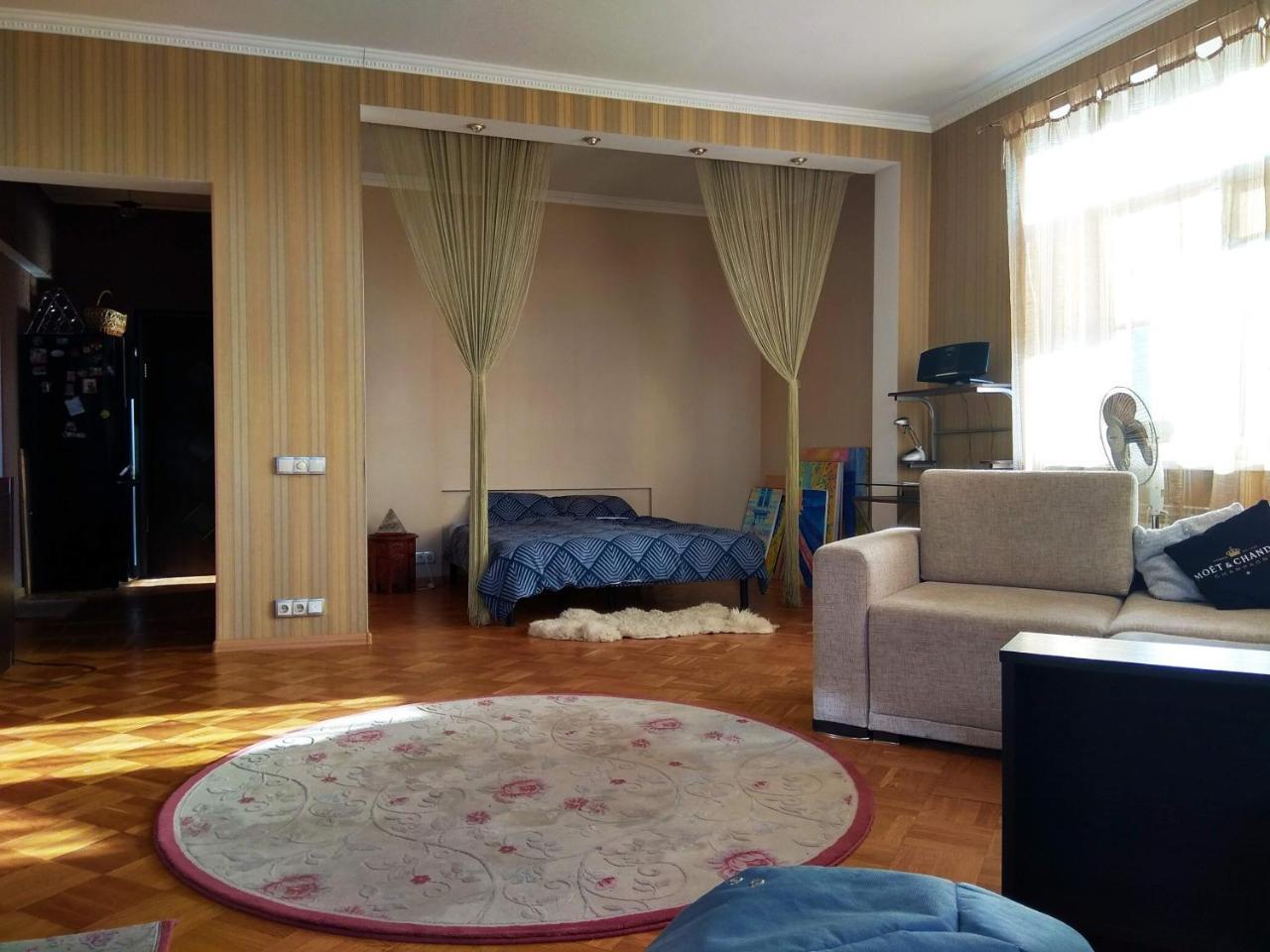 Appartement Alabama Mama à Kiev Extérieur photo